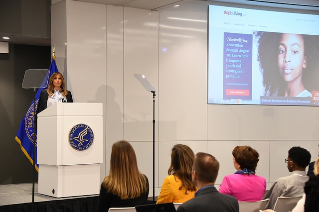 Melania Trump出席2018年防止霸凌联邦合作伙伴网络霸凌峰会